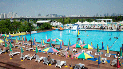 Yeouido Swimming Pool